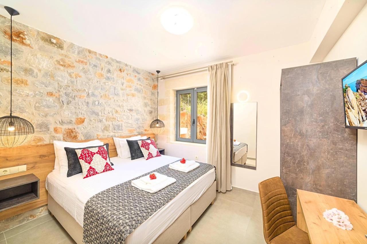 Villa Vardis Heated Pool Vryses